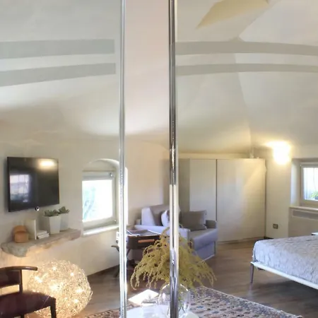 Konukevi Il Balcone Sul Mincio *